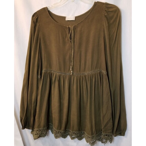 Altar'd State Top Womens Medium Green Boho Flowy Bell Sleeve Peasant Lace - Picture 3 of 10